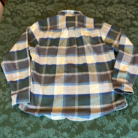 Orvis heavy weight, flannel shirt, size XL colors, blue navy off-white green NWT - Picture 7 of 9